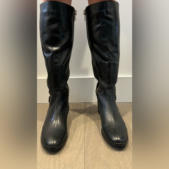 Steve Madden Riding Boot Black with Gold Zippers - Picture 3 of 11